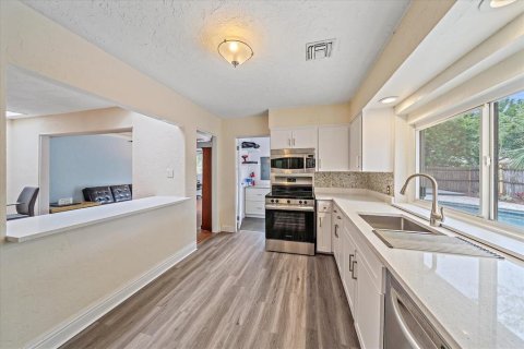 Casa en venta en Sarasota, Florida, 3 dormitorios, 193.89 m2 № 1515782 - foto 11