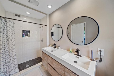 Casa en venta en Sarasota, Florida, 3 dormitorios, 193.89 m2 № 1515782 - foto 23