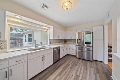 Casa en venta en Sarasota, Florida, 3 dormitorios, 193.89 m2 № 1515782 - foto 13