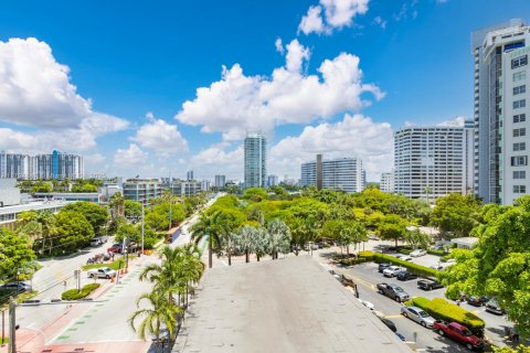 Купить кондоминиум в Майами-Бич, Флорида 1 спальня, 73.39м2, № 1725975 - фото 11