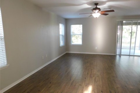 House in Lakeland, Florida 4 bedrooms, 215.9 sq.m. № 1662353 - photo 6