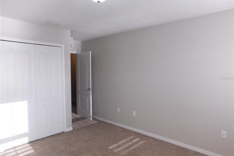 House in Lakeland, Florida 4 bedrooms, 215.9 sq.m. № 1662353 - photo 13