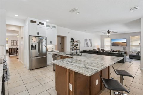 Casa en venta en Davenport, Florida, 5 dormitorios, 325.62 m2 № 2204501 - foto 13
