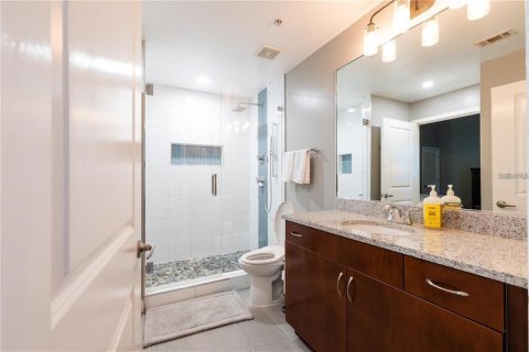 Copropriété à vendre à Tampa, Floride: 1 chambre, 71.72 m2 № 2419879 - photo 9