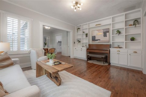 Купить виллу или дом в Тампа, Флорида 8 комнат, 155.52м2, № 1903030 - фото 6