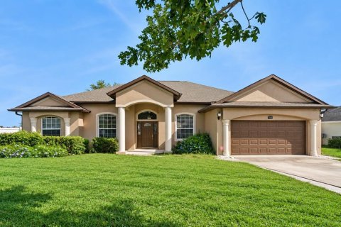 Casa en Leesburg, Florida 4 dormitorios, 215.44 m2 № 2361443
