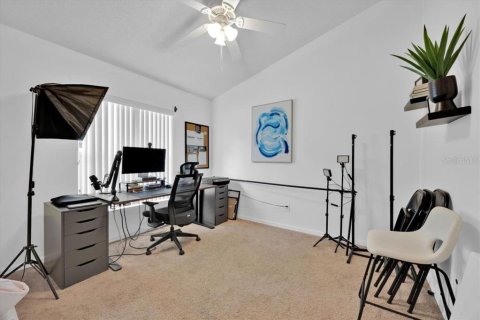 House in Kissimmee, Florida 4 bedrooms, 165.18 sq.m. № 1552695 - photo 28
