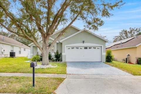 House in Kissimmee, Florida 4 bedrooms, 165.18 sq.m. № 1552695 - photo 16