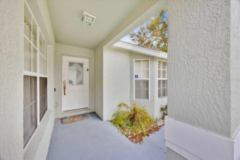 House in Kissimmee, Florida 4 bedrooms, 165.18 sq.m. № 1552695 - photo 17