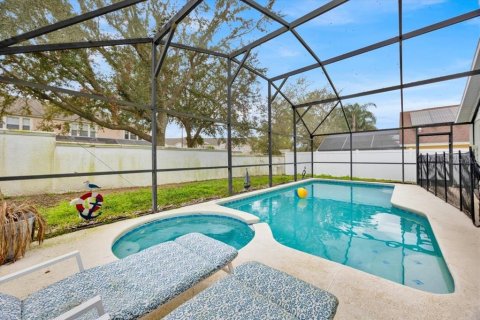 House in Kissimmee, Florida 4 bedrooms, 165.18 sq.m. № 1552695 - photo 6