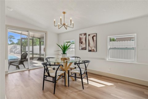 Villa ou maison à vendre à Pinellas Park, Floride: 3 chambres, 108.97 m2 № 2425760 - photo 12