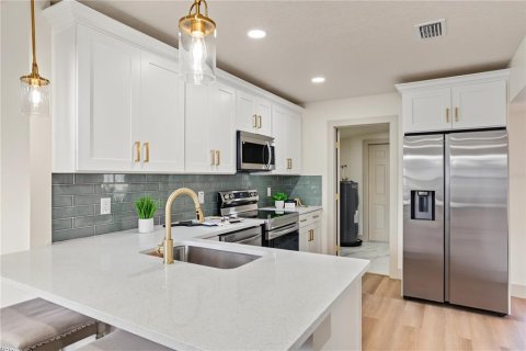 Villa ou maison à vendre à Pinellas Park, Floride: 3 chambres, 108.97 m2 № 2425760 - photo 7