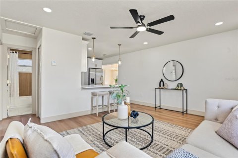 Villa ou maison à vendre à Pinellas Park, Floride: 3 chambres, 108.97 m2 № 2425760 - photo 5
