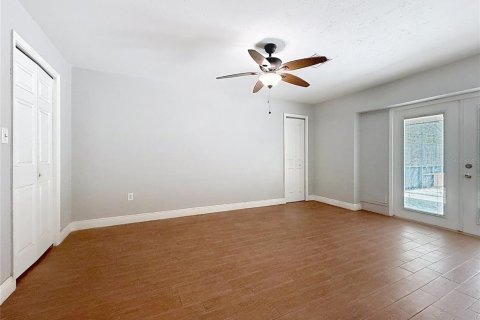 Villa ou maison à vendre à Tavares, Floride: 3 chambres, 183.2 m2 № 2147911 - photo 16