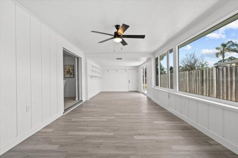 House in Englewood, Florida 2 bedrooms, 147.16 sq.m. № 1640893 - photo 26