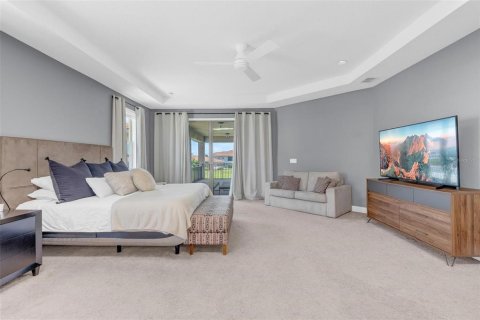 House in Orlando, Florida 4 bedrooms, 330.36 sq.m. № 2302306 - photo 26