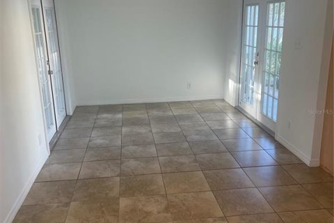 Casa en alquiler en Tampa, Florida, 4 dormitorios, 118.26 m2 № 2099787 - foto 20