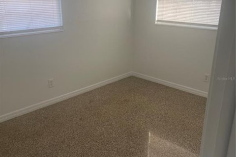 Casa en alquiler en Tampa, Florida, 4 dormitorios, 118.26 m2 № 2099787 - foto 15