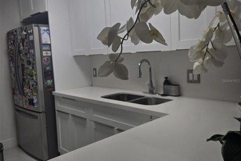Condo in Davie, Florida, 2 bedrooms  № 1910361 - photo 9