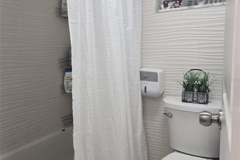 Condo in Davie, Florida, 2 bedrooms  № 1910361 - photo 24