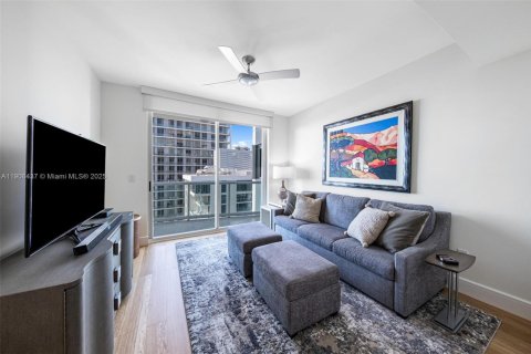 Купить кондоминиум в Майами, Флорида 2 спальни, 177.44м2, № 1968562 - фото 17