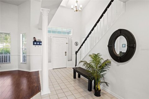 House in Apopka, Florida 5 bedrooms, 212.19 sq.m. № 2101278 - photo 8