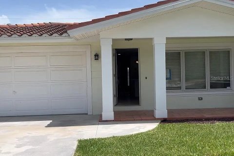 Casa en alquiler en Belleair Beach, Florida, 3 dormitorios, 127.37 m2 № 1911812 - foto 29