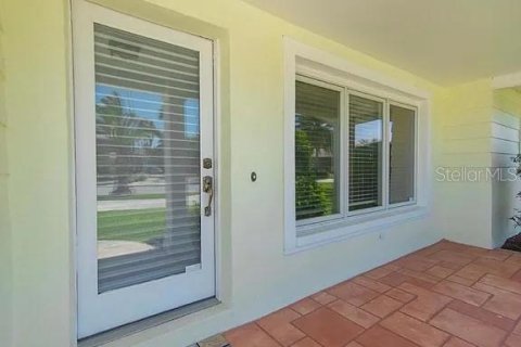 Casa en alquiler en Belleair Beach, Florida, 3 dormitorios, 127.37 m2 № 1911812 - foto 4