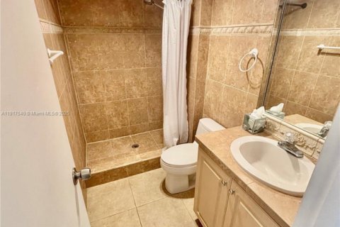 Купить кондоминиум в Санни-Айлс-Бич, Флорида 2 спальни, 123.65м2, № 1972062 - фото 22