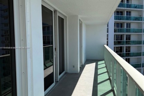 Купить кондоминиум в Санни-Айлс-Бич, Флорида 2 спальни, 123.65м2, № 1972062 - фото 5