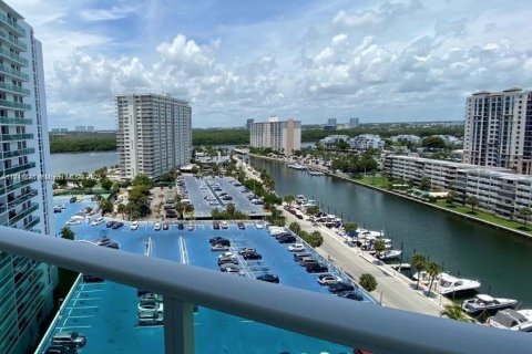 Купить кондоминиум в Санни-Айлс-Бич, Флорида 2 спальни, 123.65м2, № 1972062 - фото 4