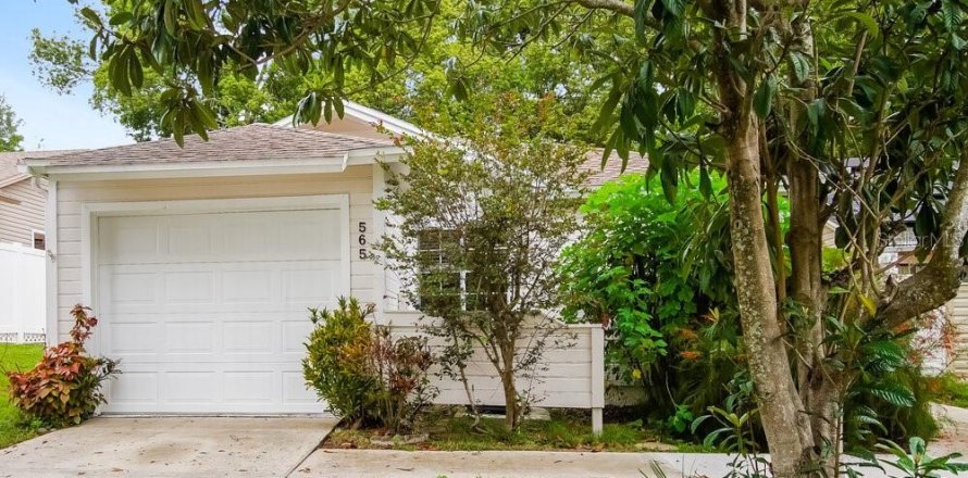 Villa ou maison à Apopka, Floride 3 chambres, 115.01 m2 № 1883637
