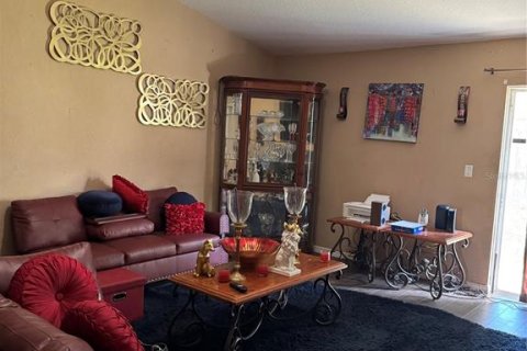 Casa en venta en Kissimmee, Florida, 3 dormitorios, 165.64 m2 № 2329554 - foto 8