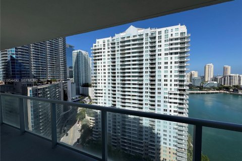 Condominio en alquiler en Miami, Florida, 1 dormitorio, 69.68 m2 № 2009161 - foto 8