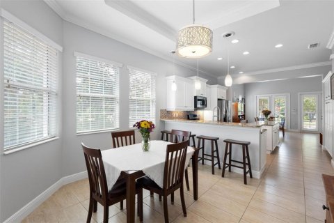 House in Tampa, Florida 4 bedrooms, 218.32 sq.m. № 2393898 - photo 20
