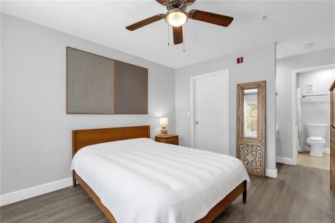 Condo in Orlando, Florida, 1 bedroom  № 1820996 - photo 13
