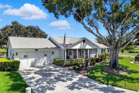 House in Leesburg, Florida 2 bedrooms, 152.36 sq.m. № 1899066 - photo 5