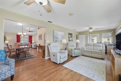House in Leesburg, Florida 2 bedrooms, 152.36 sq.m. № 1899066 - photo 30