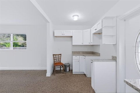 Villa ou maison à vendre à Tampa, Floride: 3 chambres, 78.04 m2 № 2397023 - photo 15