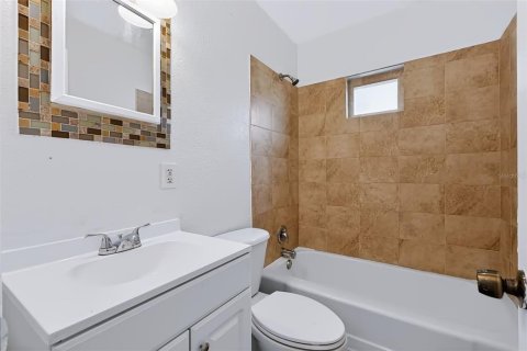 Villa ou maison à vendre à Tampa, Floride: 3 chambres, 78.04 m2 № 2397023 - photo 22