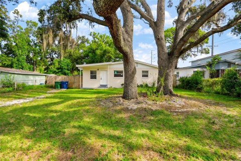 Villa ou maison à vendre à Tampa, Floride: 3 chambres, 78.04 m2 № 2397023 - photo 2