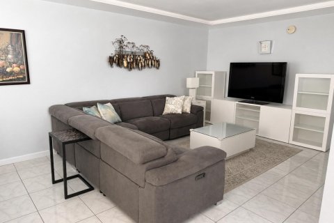 Купить кондоминиум в Бока-Ратон, Флорида 4 комнаты, 78.04м2, № 2266002 - фото 4