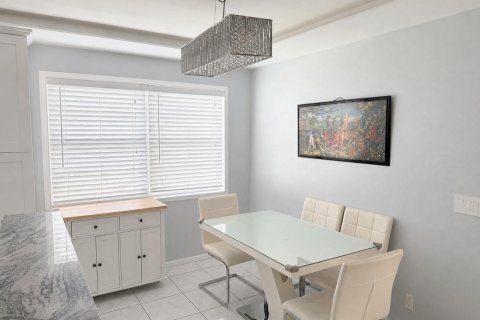 Купить кондоминиум в Бока-Ратон, Флорида 4 комнаты, 78.04м2, № 2266002 - фото 6