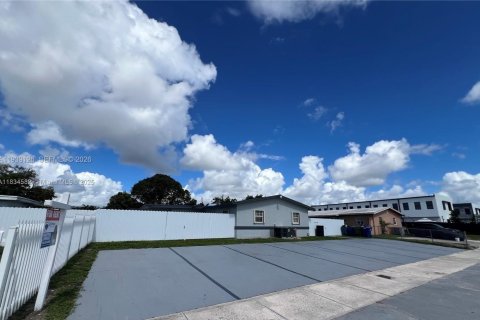 Villa ou maison à louer à Miami Gardens, Floride: 3 chambres № 1996826 - photo 26