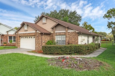 Villa ou maison à vendre à Orlando, Floride: 3 chambres, 122.17 m2 № 1907483 - photo 2