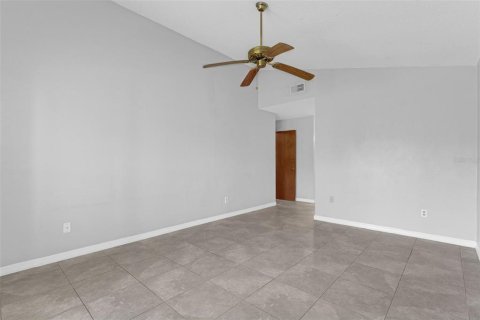 Villa ou maison à vendre à Orlando, Floride: 3 chambres, 122.17 m2 № 1907483 - photo 10