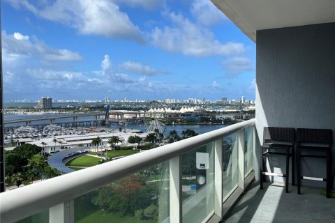 Condo à Miami, Floride, 2 chambres  № 2145720
