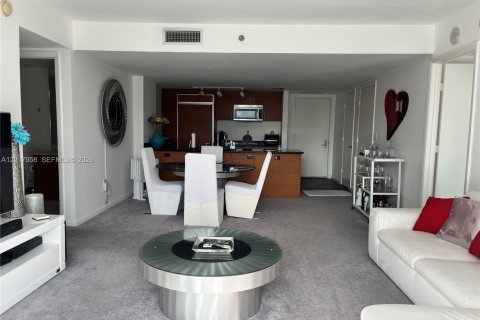 Copropriété à louer à Miami, Floride: 2 chambres, 116.69 m2 № 2145720 - photo 13