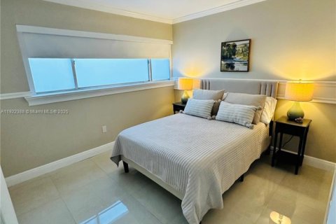 Снять в аренду кондоминиум в Майами, Флорида 2 спальни, 82.03м2, № 1977122 - фото 9