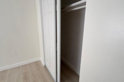 Appartement à louer à Oakland Park, Floride: 2 chambres, 65.03 m2 № 2305249 - photo 9